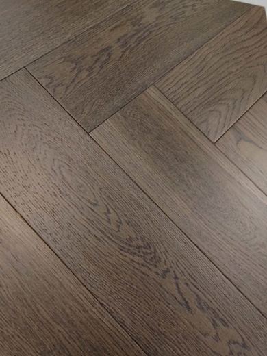 Chevron Chestnut flooring sample, Oak collection